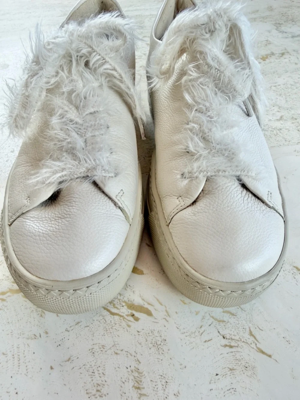 Paul Green Jayden Low Top Super Soft Sneakers Cream Faux Fur Laces US 7.5 EU 38